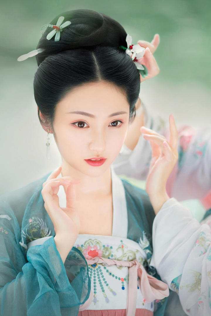超清唯美古装汉服美女摄影写真图片
