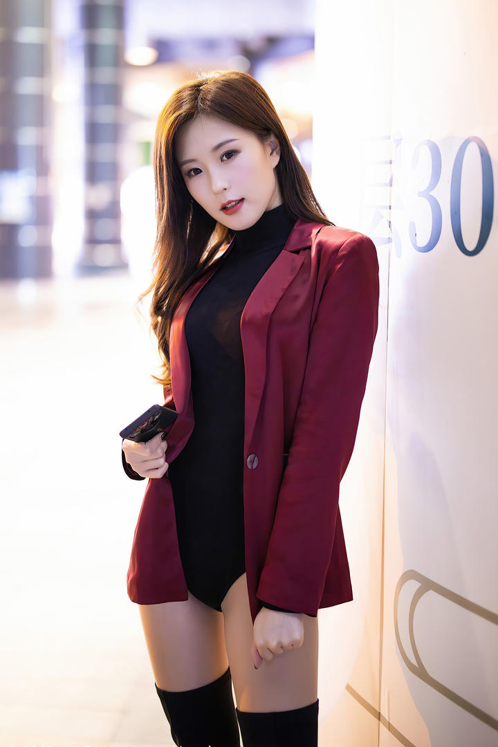 幼儿园清纯美女老师性感写真高清图片下载