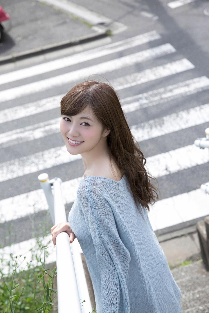 亚洲3A街拍日本成熟美女高清图片