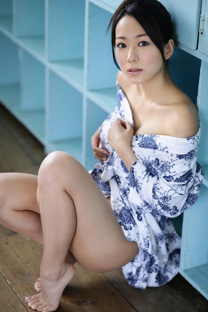 国模大胆人gogo体艺术术高清日本美女图片大全