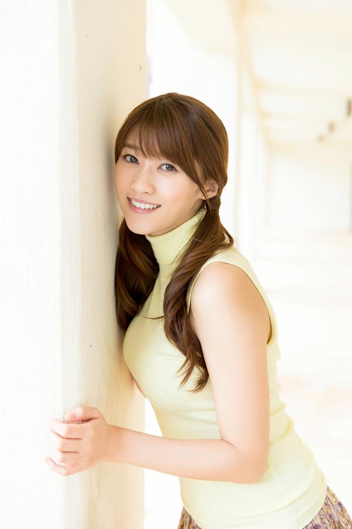 日本成熟韵味美女原干恵性感写真图片