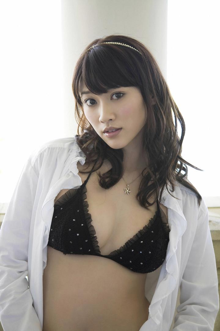 日本激情五月综合色婷婷一区二区美女性感写真图片